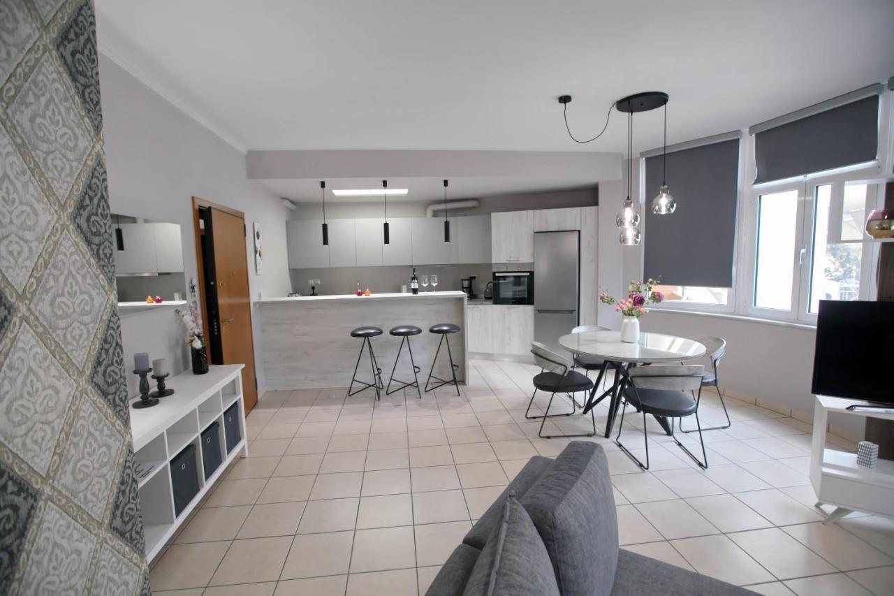 Ioanna'S Luxury Two Bedroom Apartment Нафплион Екстериор снимка